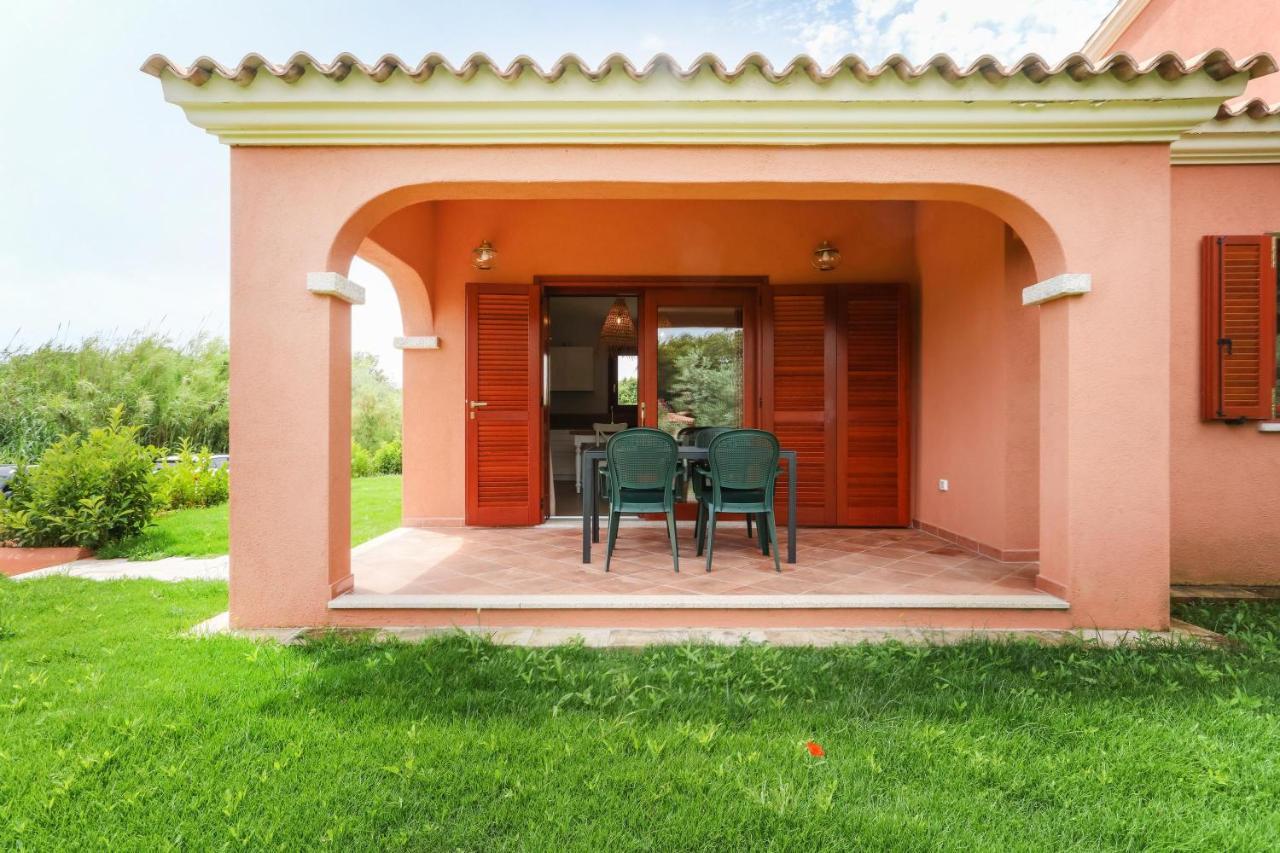Villa La Casa Di Debora San Teodoro  Exterior foto